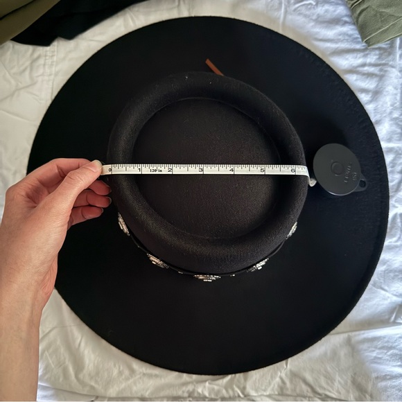 San Diego Hat Company Black Hat with Silver Details - Picture 9 of 9